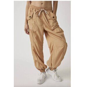 NWT - Free People Movement - “Set Me Free” Pants (Size M)